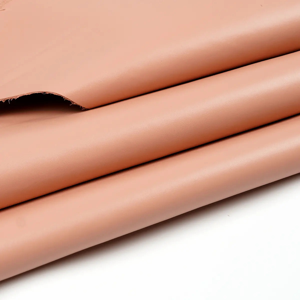 Pale Peach Siena Italian Bag Leather 3-4oz.