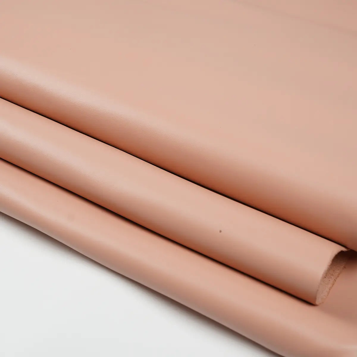 Pale Peach Siena Italian Bag Leather 3-4oz.