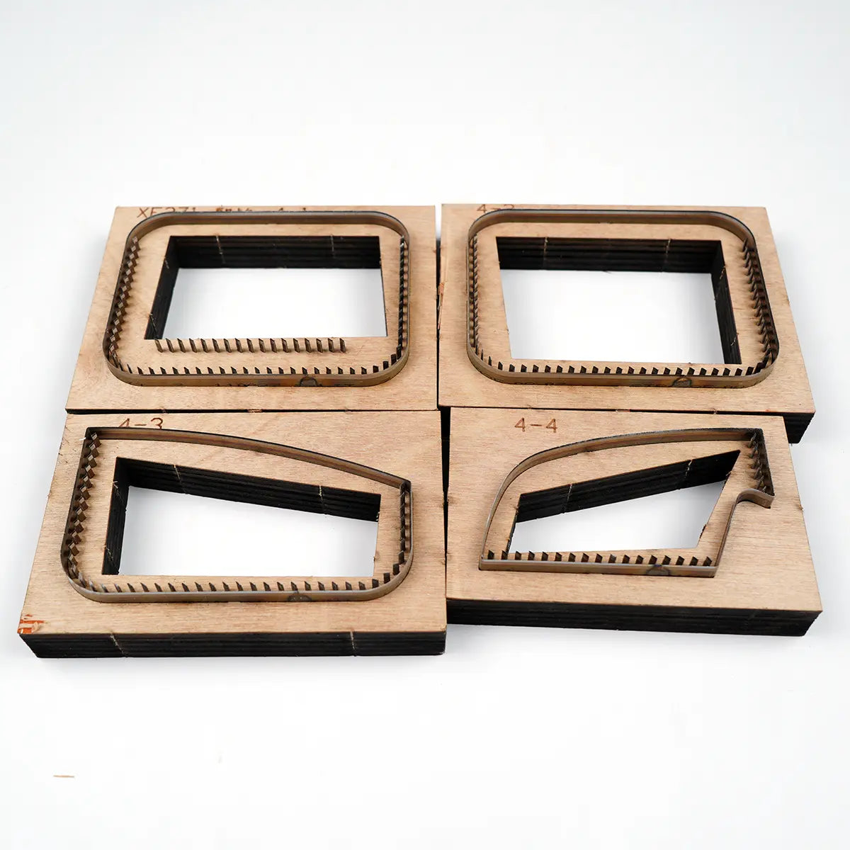 Sunrise Card Wallet Cutting Die, 4 Pieces.