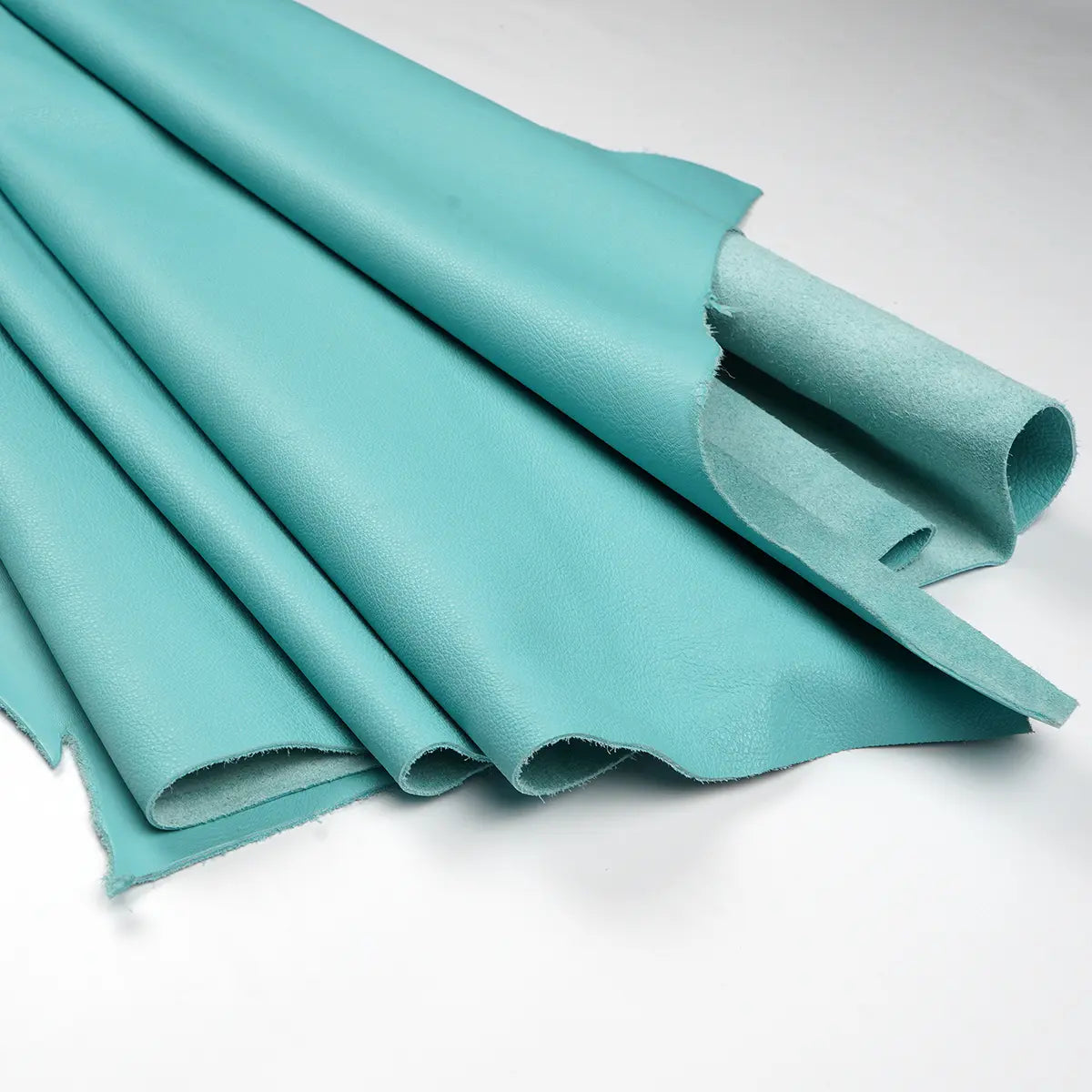 Turquoise Pebble Chrome Tan Leather 3-4oz.
