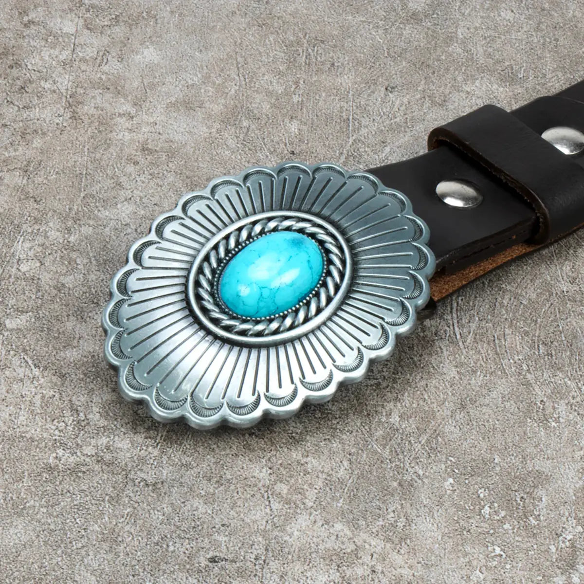 Turquoise Stone Scalloped Oval Trophy Buckle.