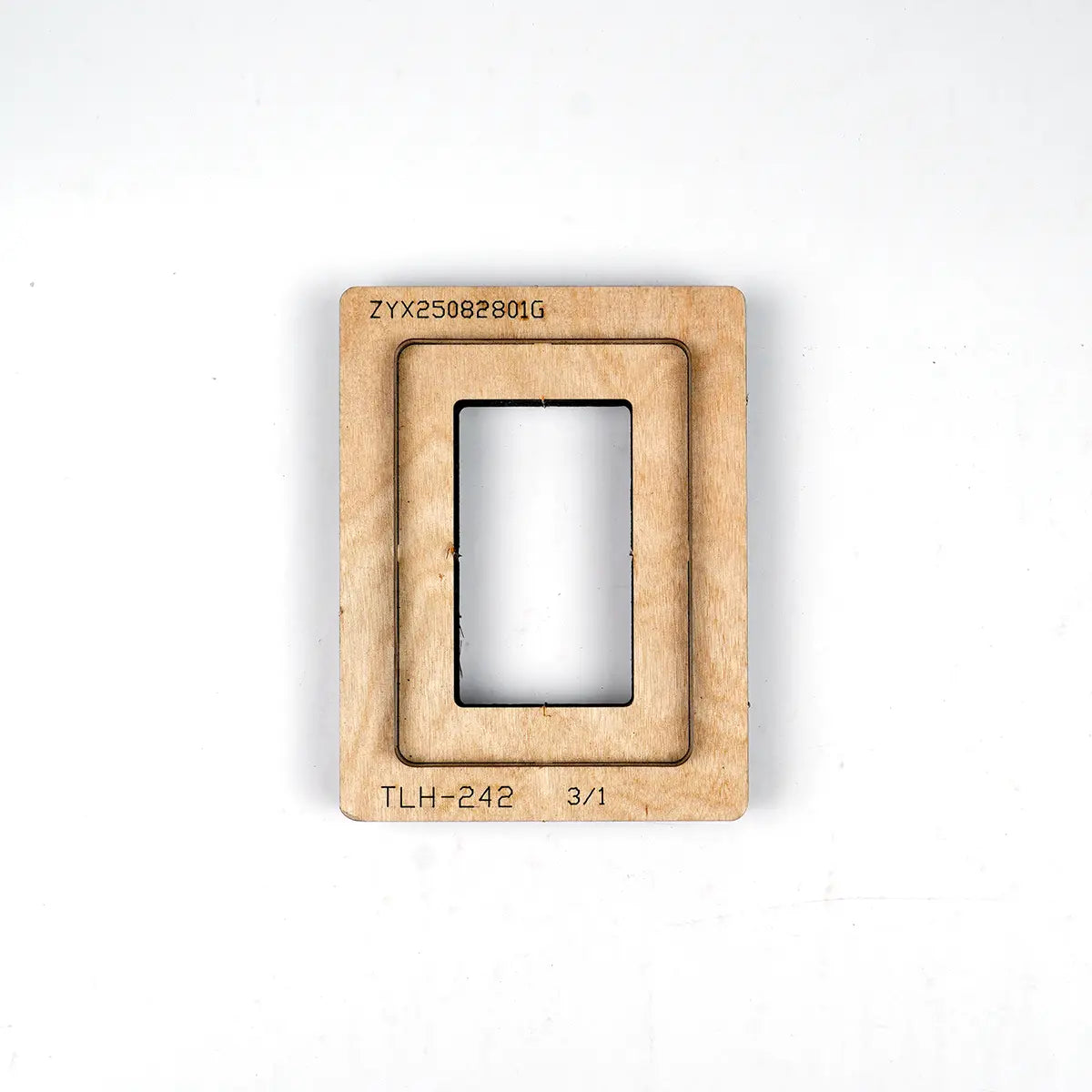 Dove Vertical Card Wallet Cutting Die.