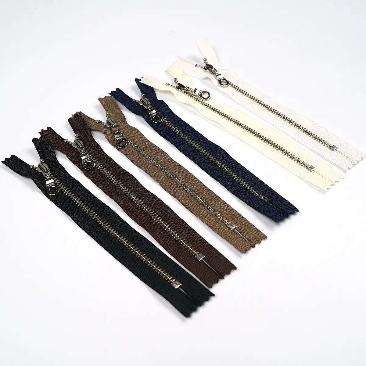 YKK 4.5 Nickel Bag Zipper with Donut Pull 6 Inch.
